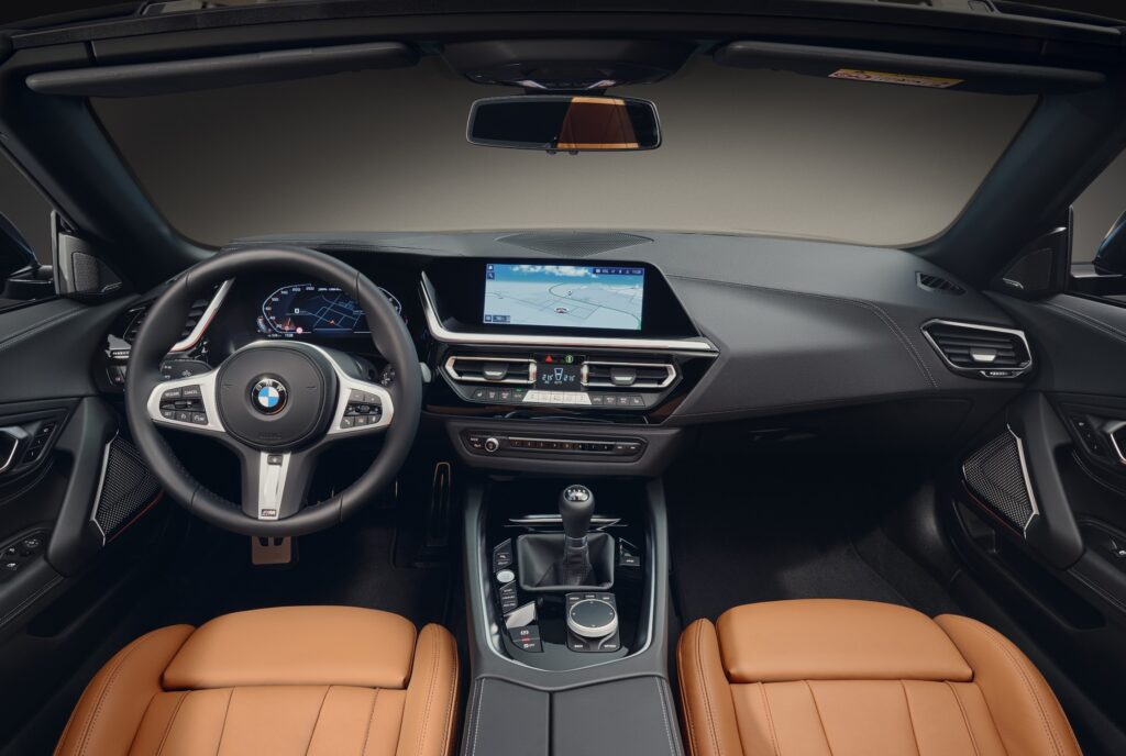 2025 BMW Z4 M40i with manual gearbox – Interior