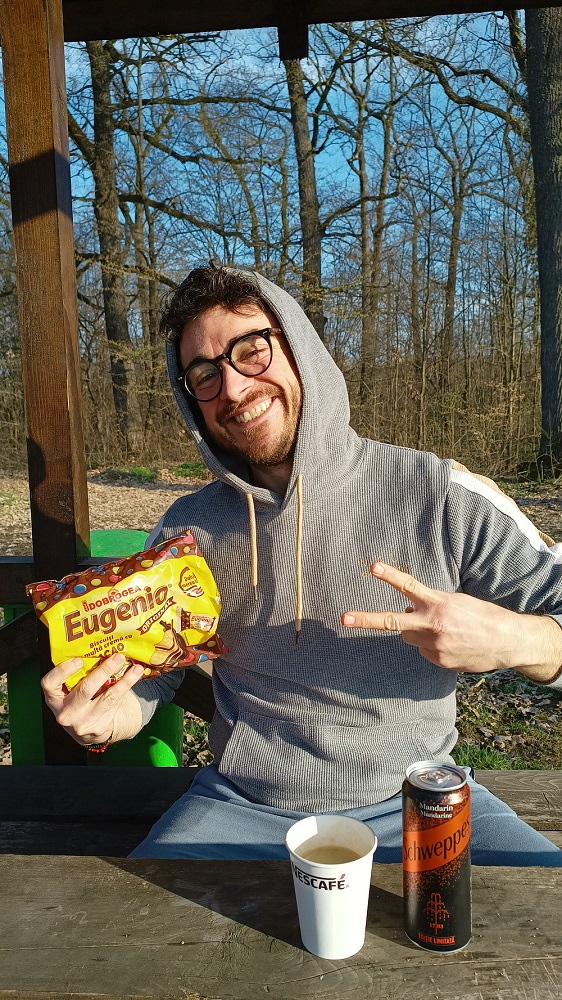 7 Of My Favorite Road Trip Snacks (and a wildcard) 14 more road trip snack ideas