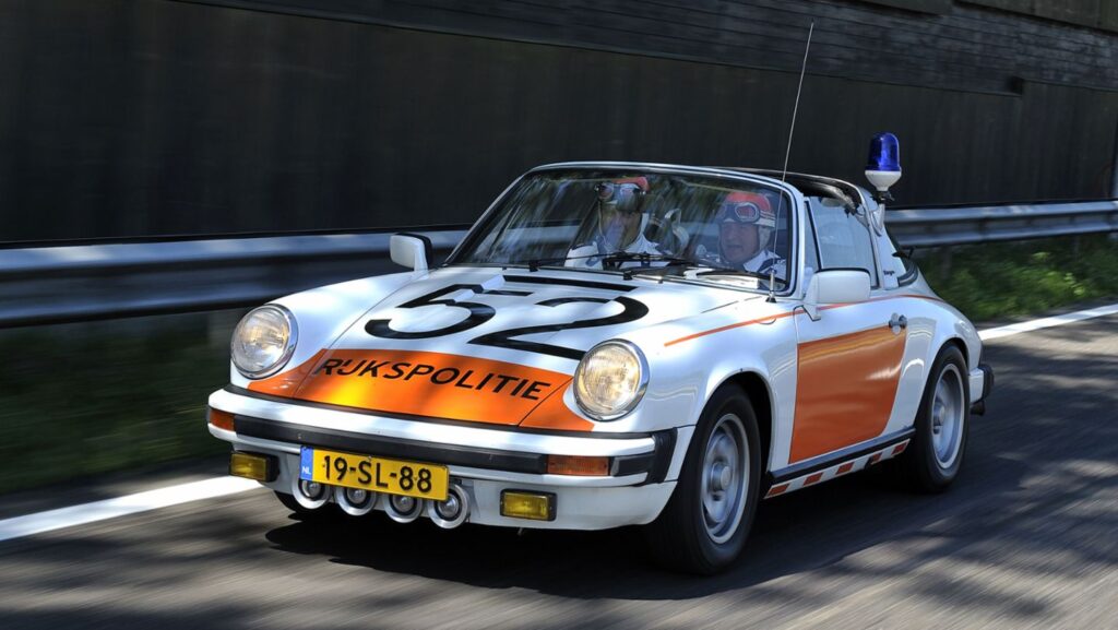 15 Cool Police Cars from Around the World 15 Netherlands - Porsche 911 Targa