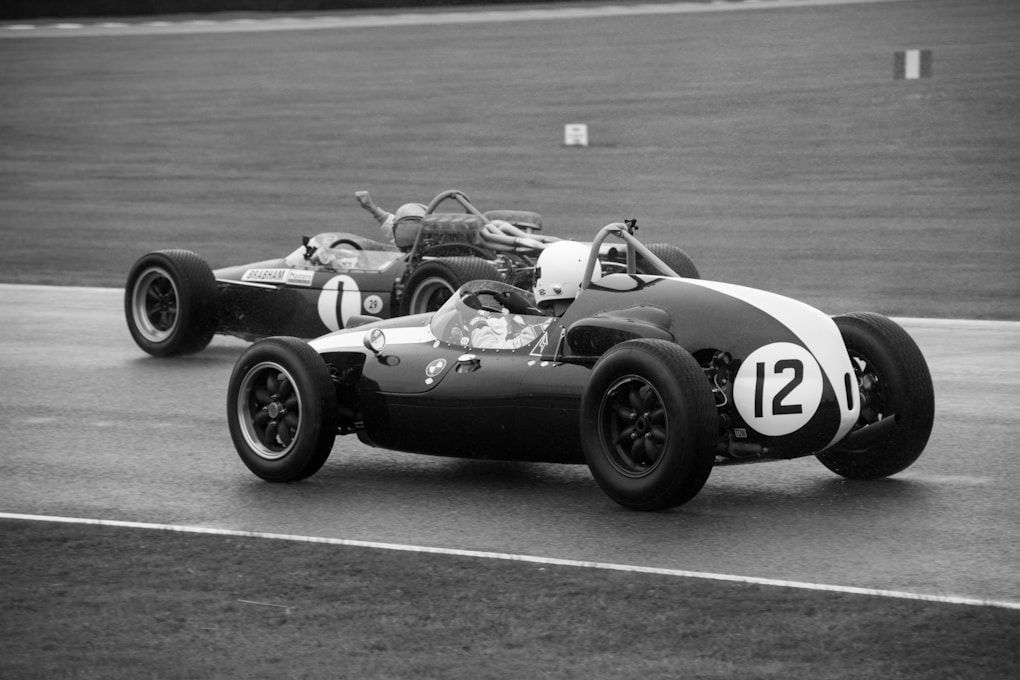 Classic F1 Glory: The Untamed Era of Vintage Racing 1 Classic F1 Glory: The Untamed Era of Vintage Racing