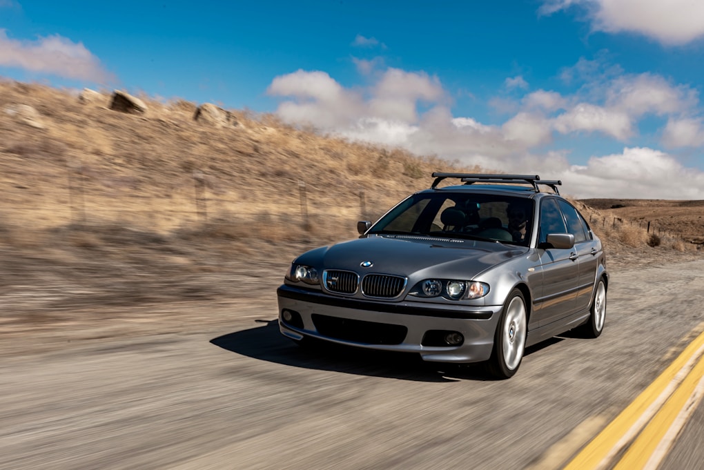 BMW 3 Series E46: Is This Still The Ultimate Daily Driver BMW? 2 bmw e46 on road during daytime