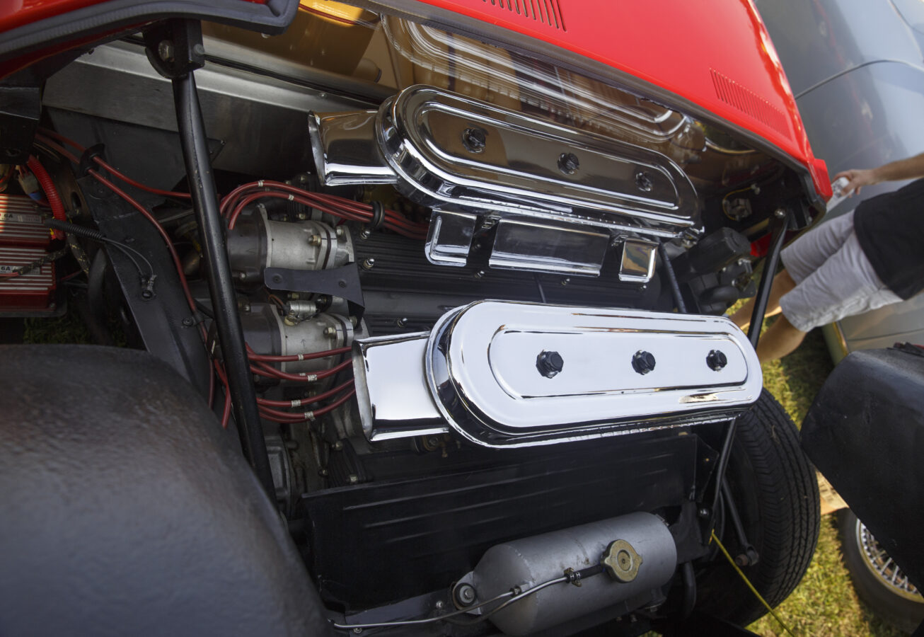 Lamborghini Miura: Iconic Design, Dangerous Safety Flaws 4 Lamborghini Miura P400 S in Red over Gold, engine overall