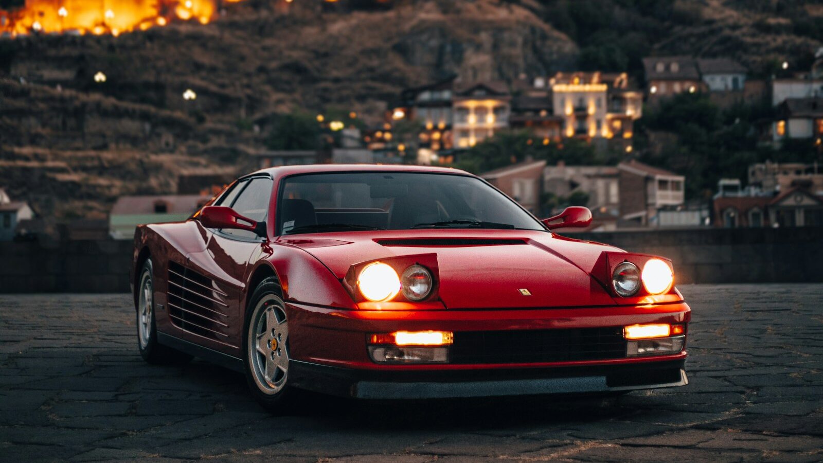 The Real Reason Pop-Up Headlights Disappeared (And Why They Must Return) 1 The Real Reason Pop-Up Headlights Disappeared