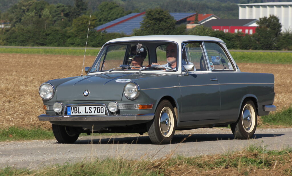 BMW 700 LS